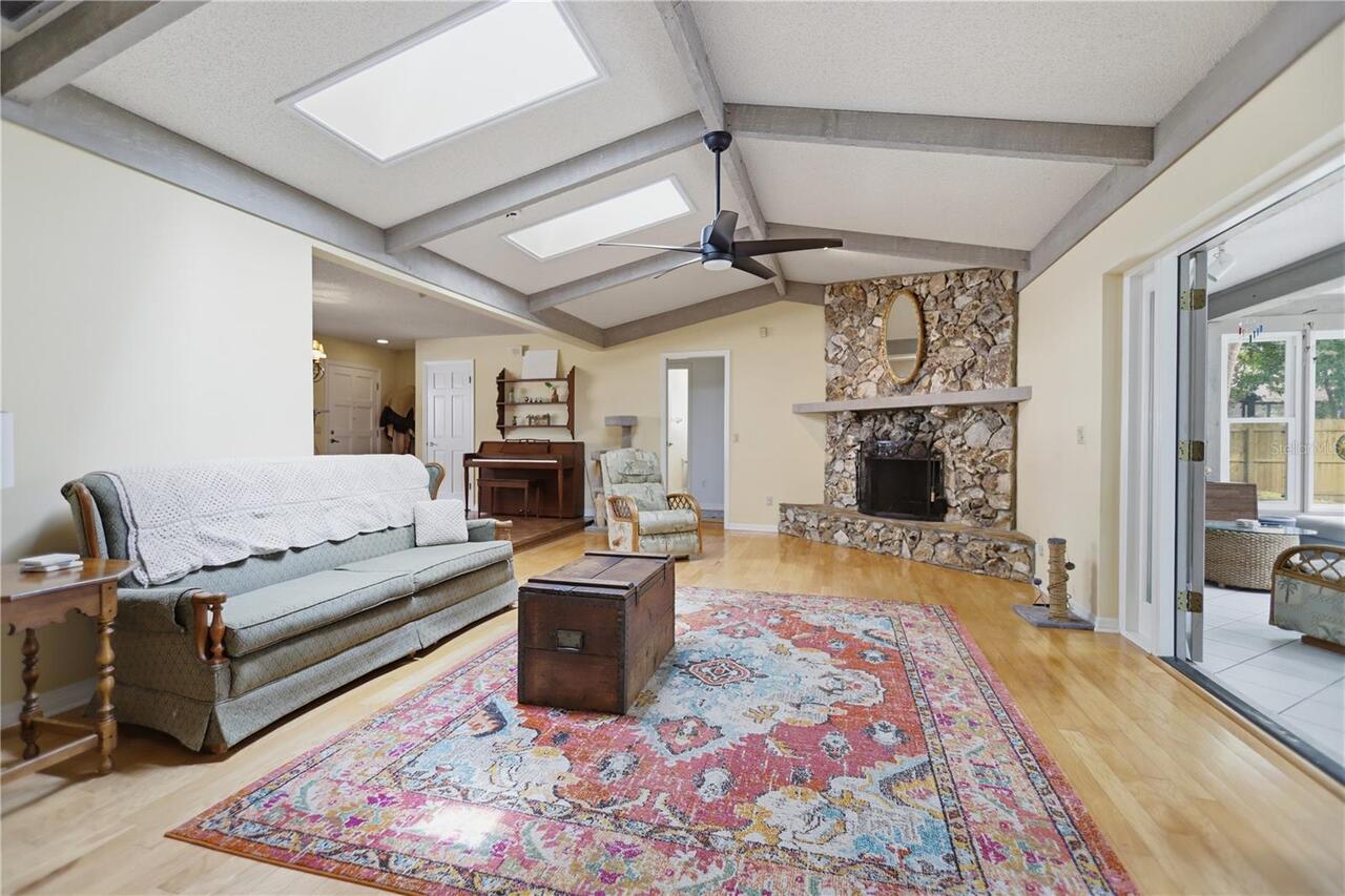 Listing Photo 19
