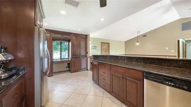 Listing Photo 13