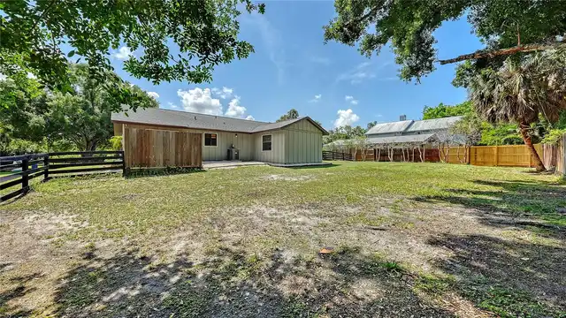 Listing Photo 32