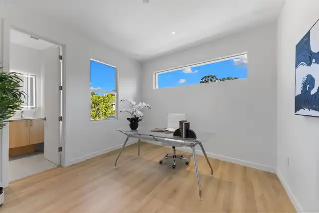 Listing Photo 15