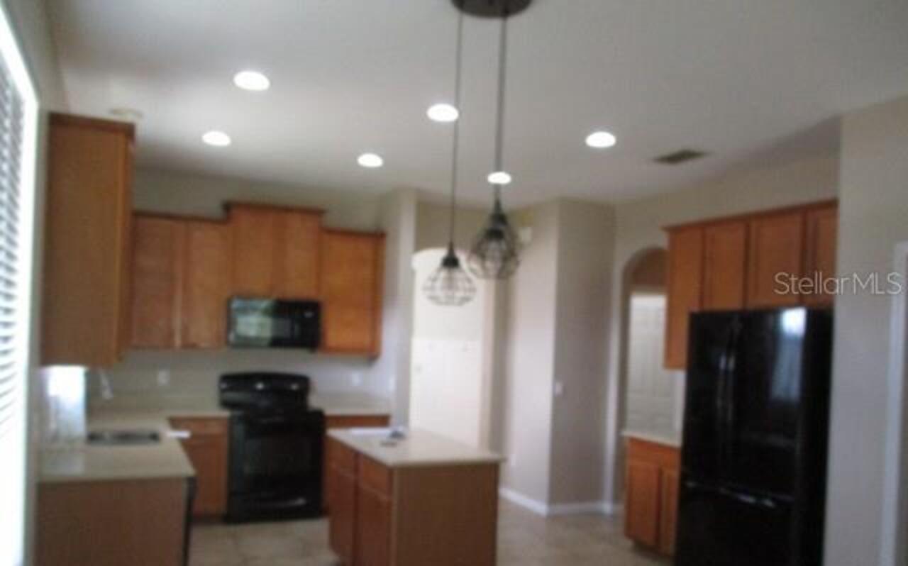 Listing Photo 10