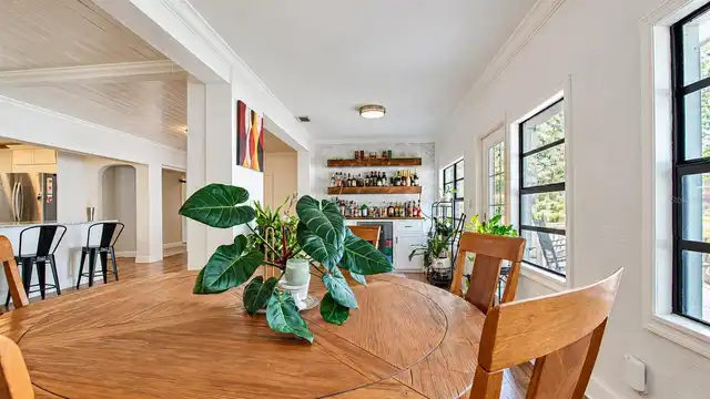 Listing Photo 9