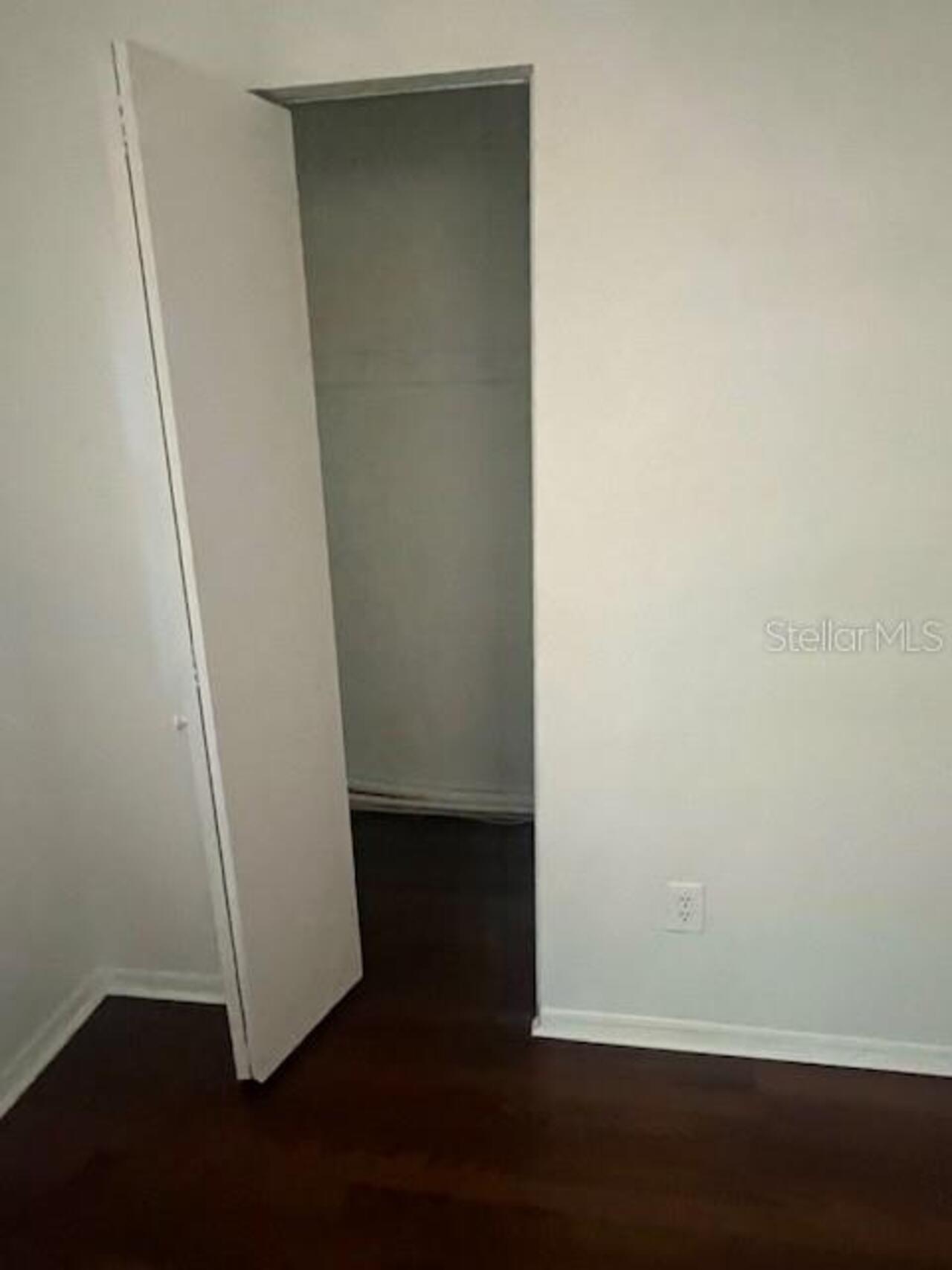 Listing Photo 9