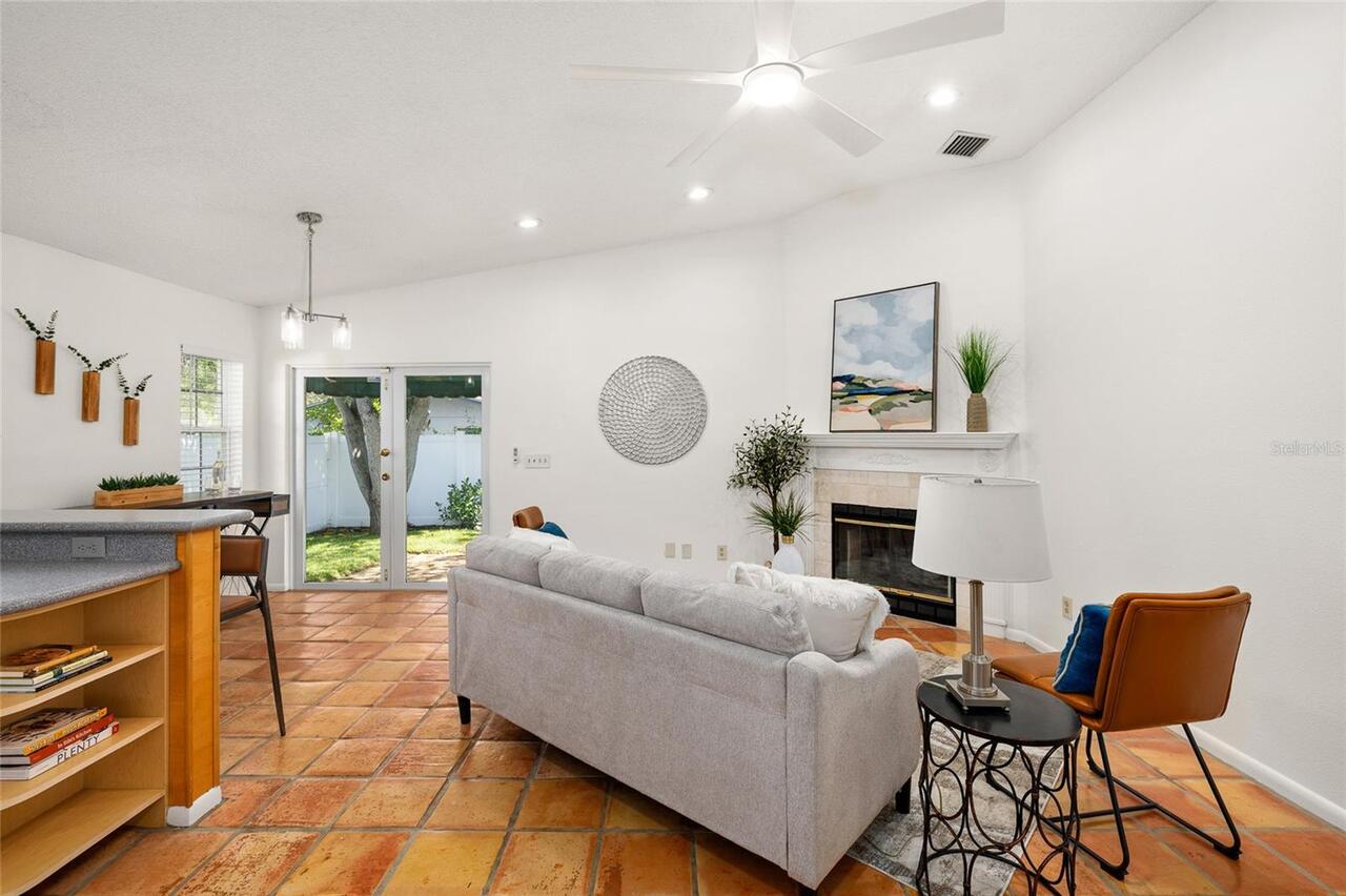 Listing Photo 11