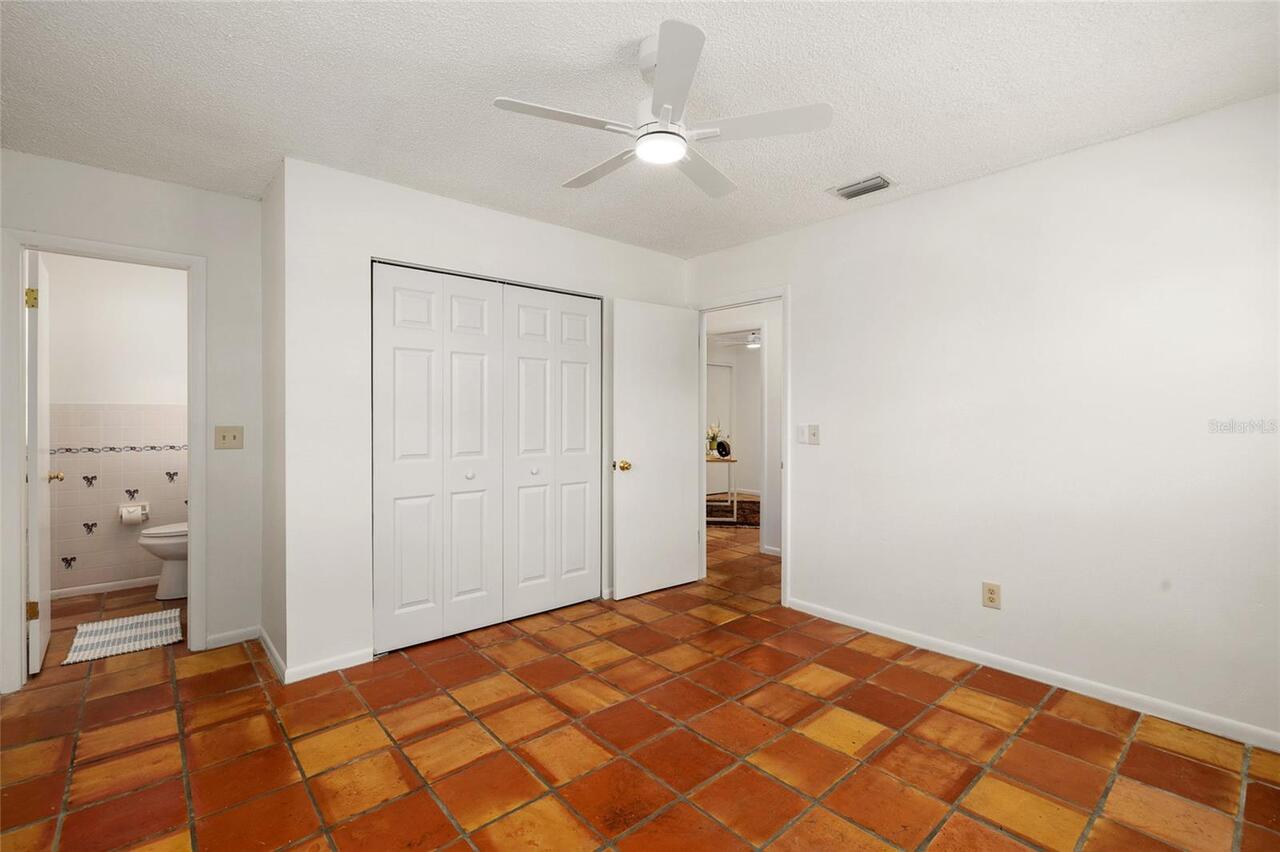Listing Photo 24
