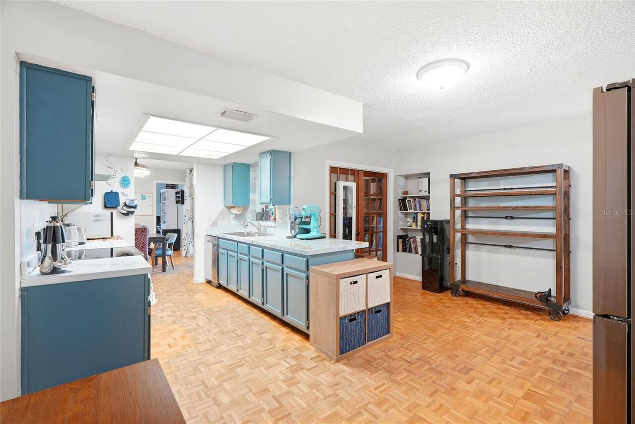 Listing Photo 8