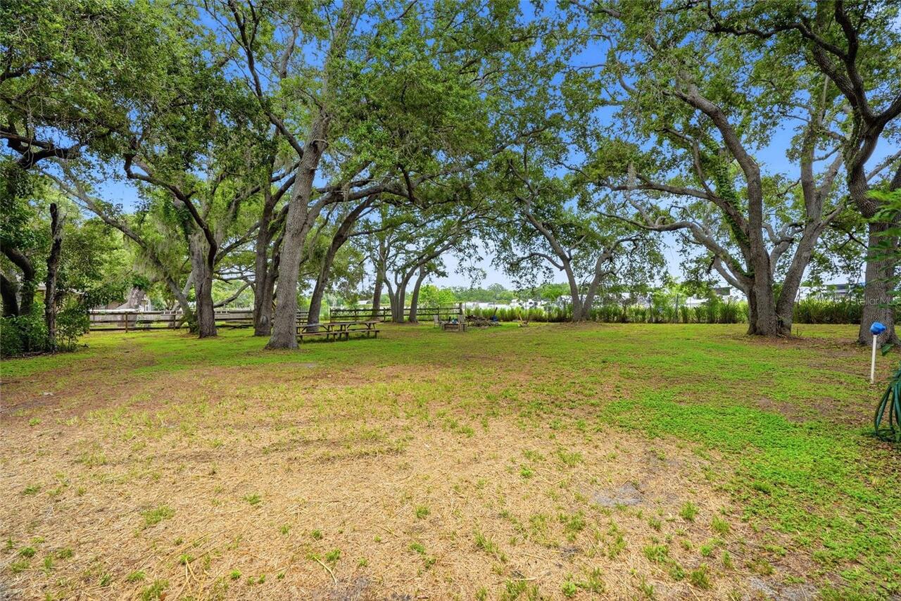 Listing Photo 36