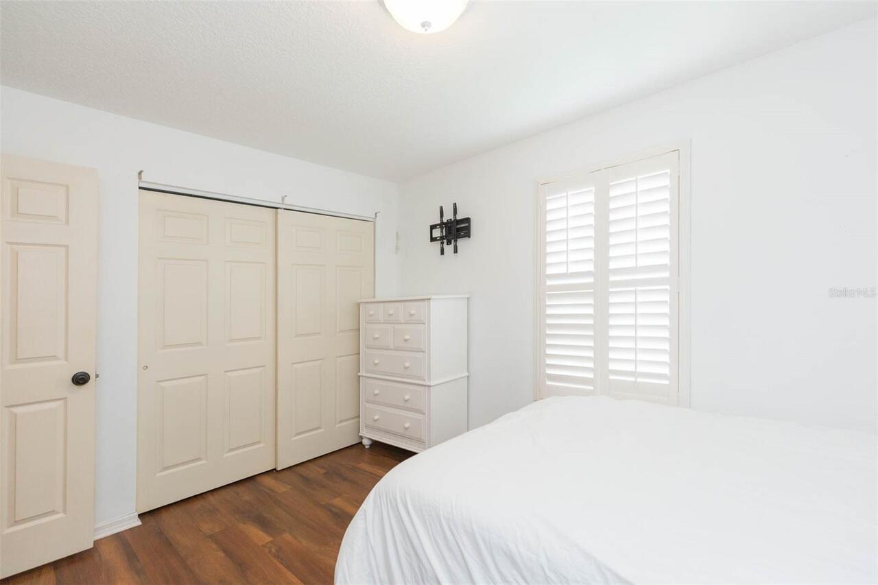 Listing Photo 38