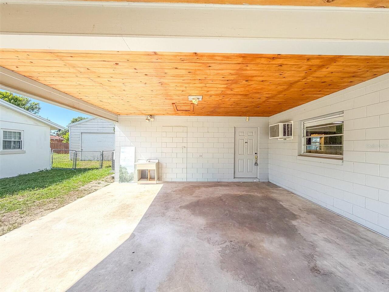 Listing Photo 16