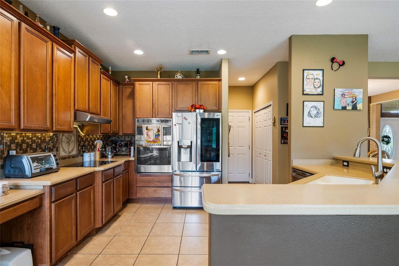 Listing Photo 11