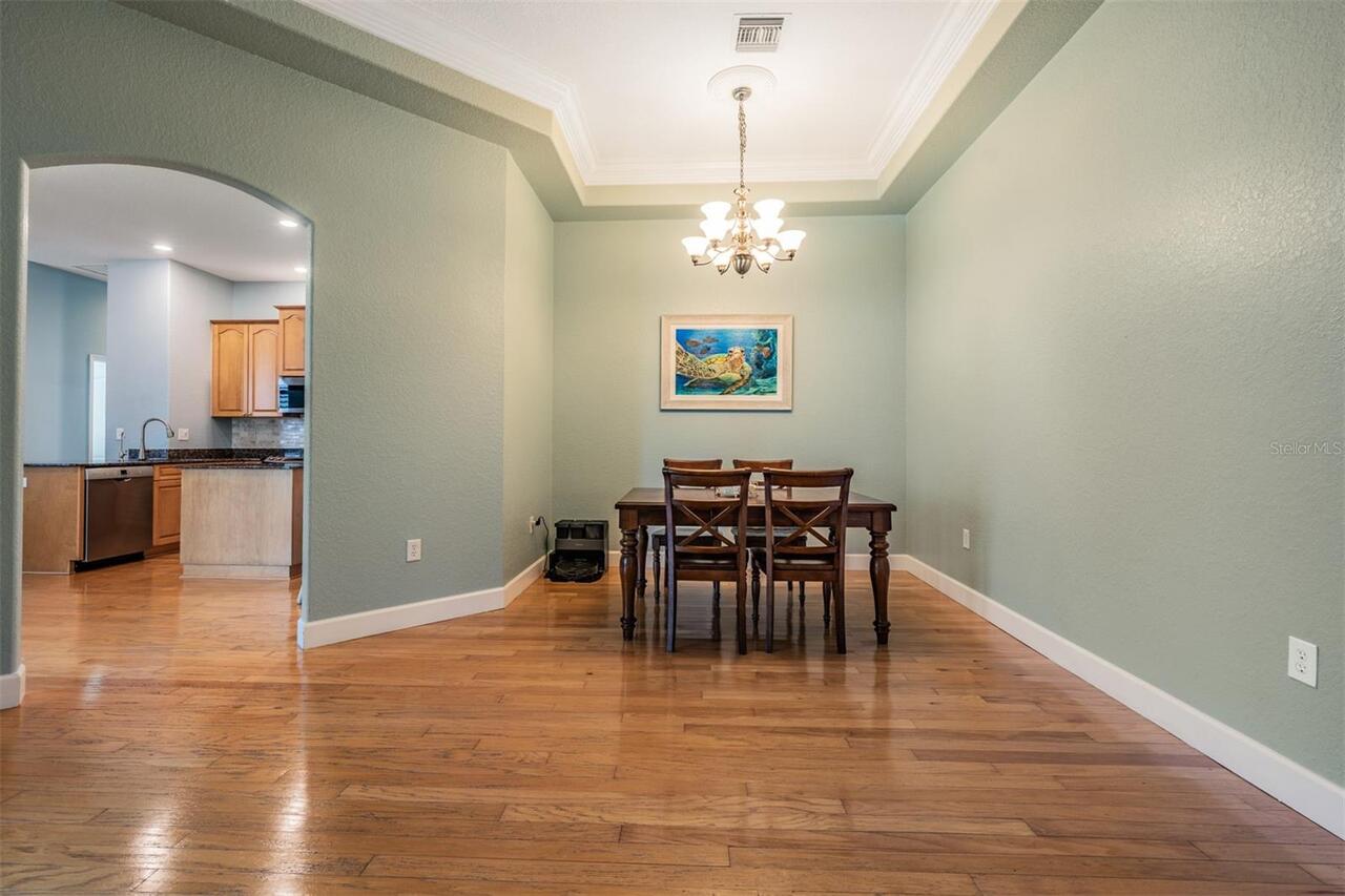 Listing Photo 8