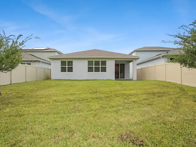 Listing Photo 19