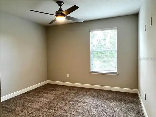 Listing Photo 14