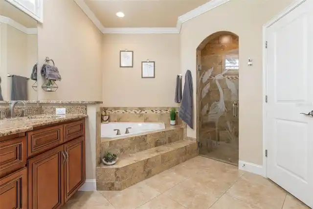 Listing Photo 34