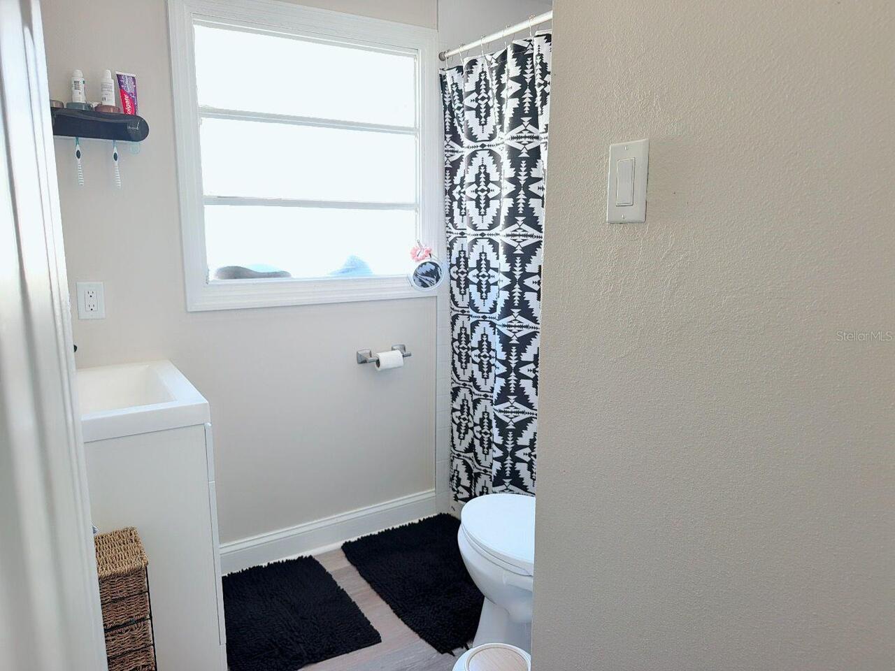 Listing Photo 16
