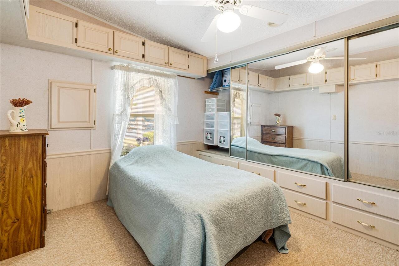 Listing Photo 16