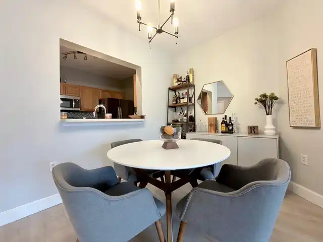 Listing Photo 9