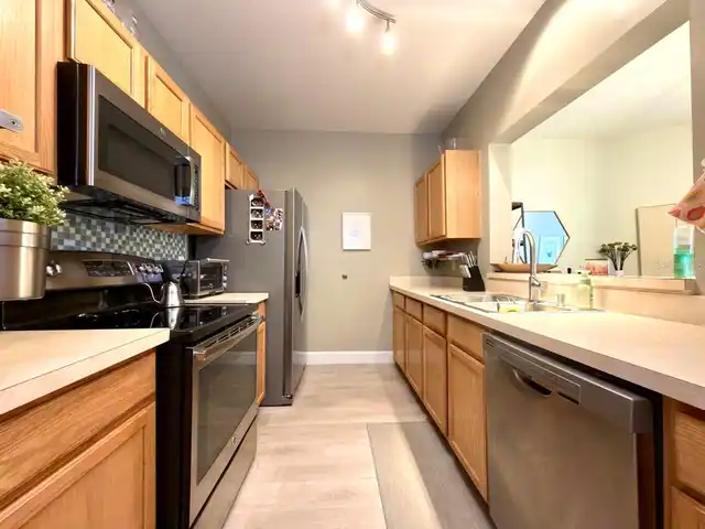 Listing Photo 14