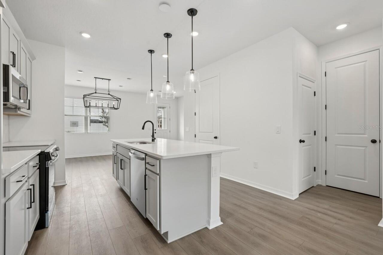 Listing Photo 10
