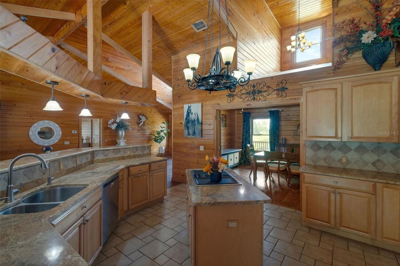 Listing Photo 15