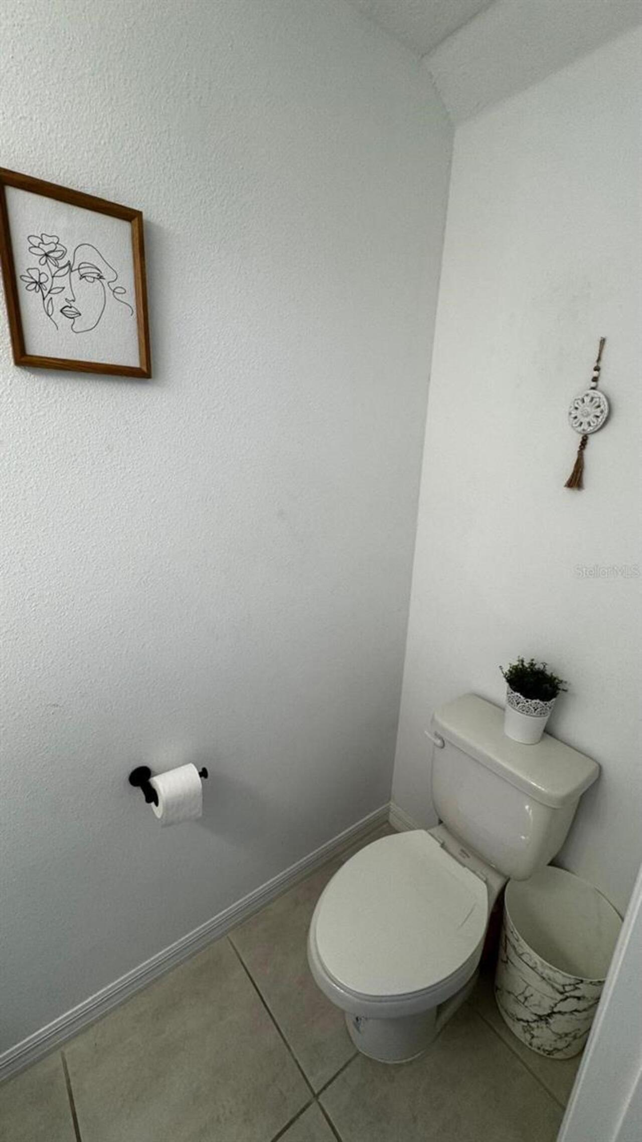 Listing Photo 12