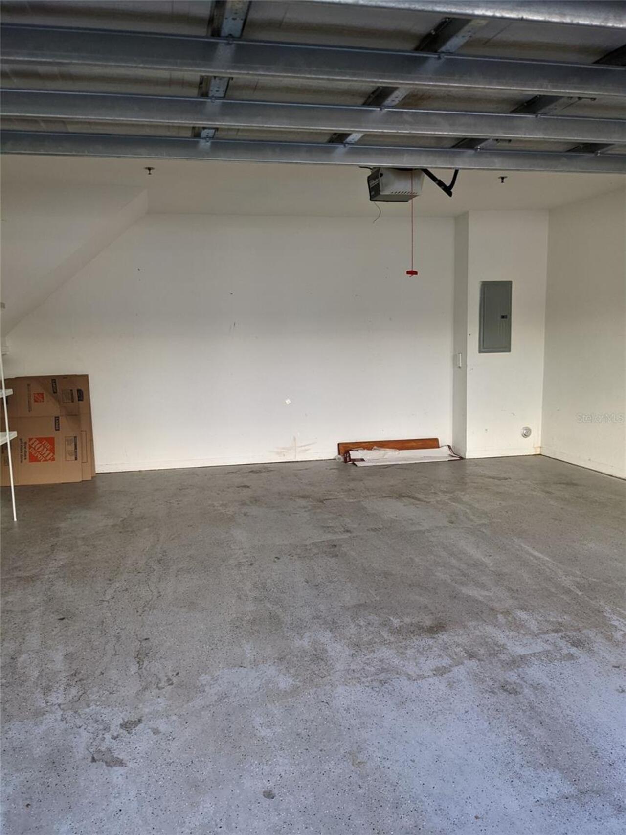 Listing Photo 10