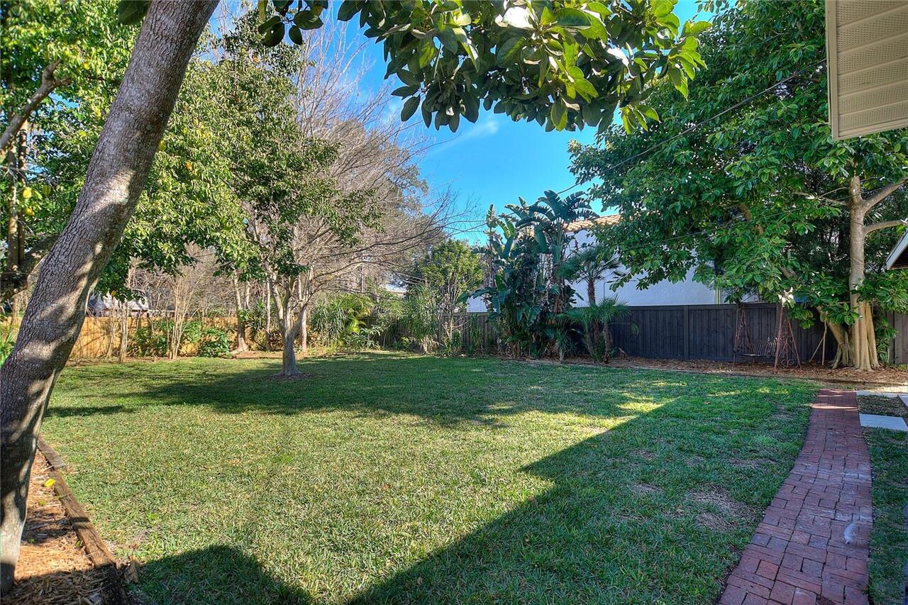 Listing Photo 22