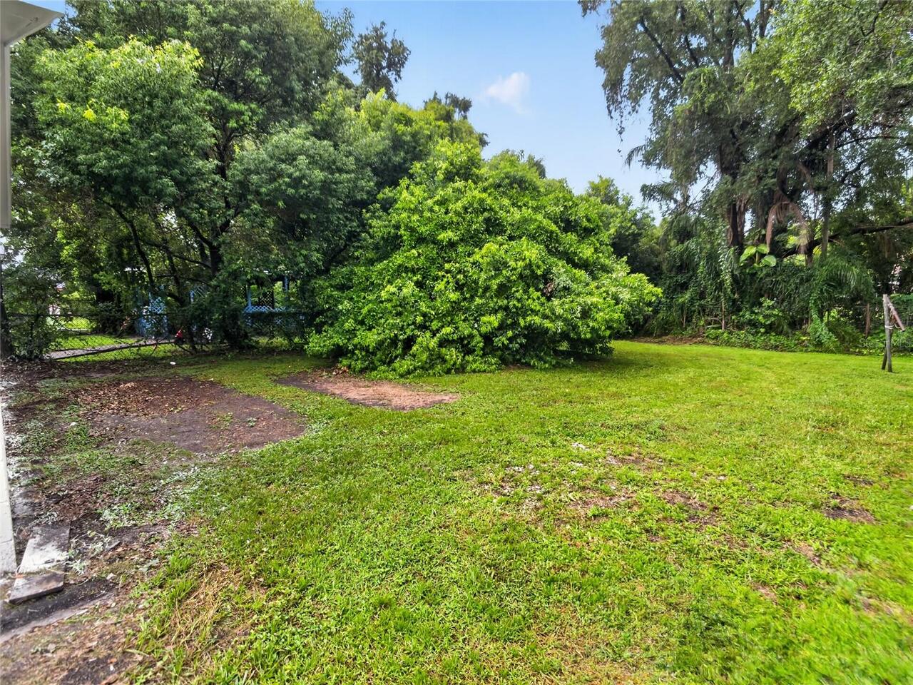 Listing Photo 18