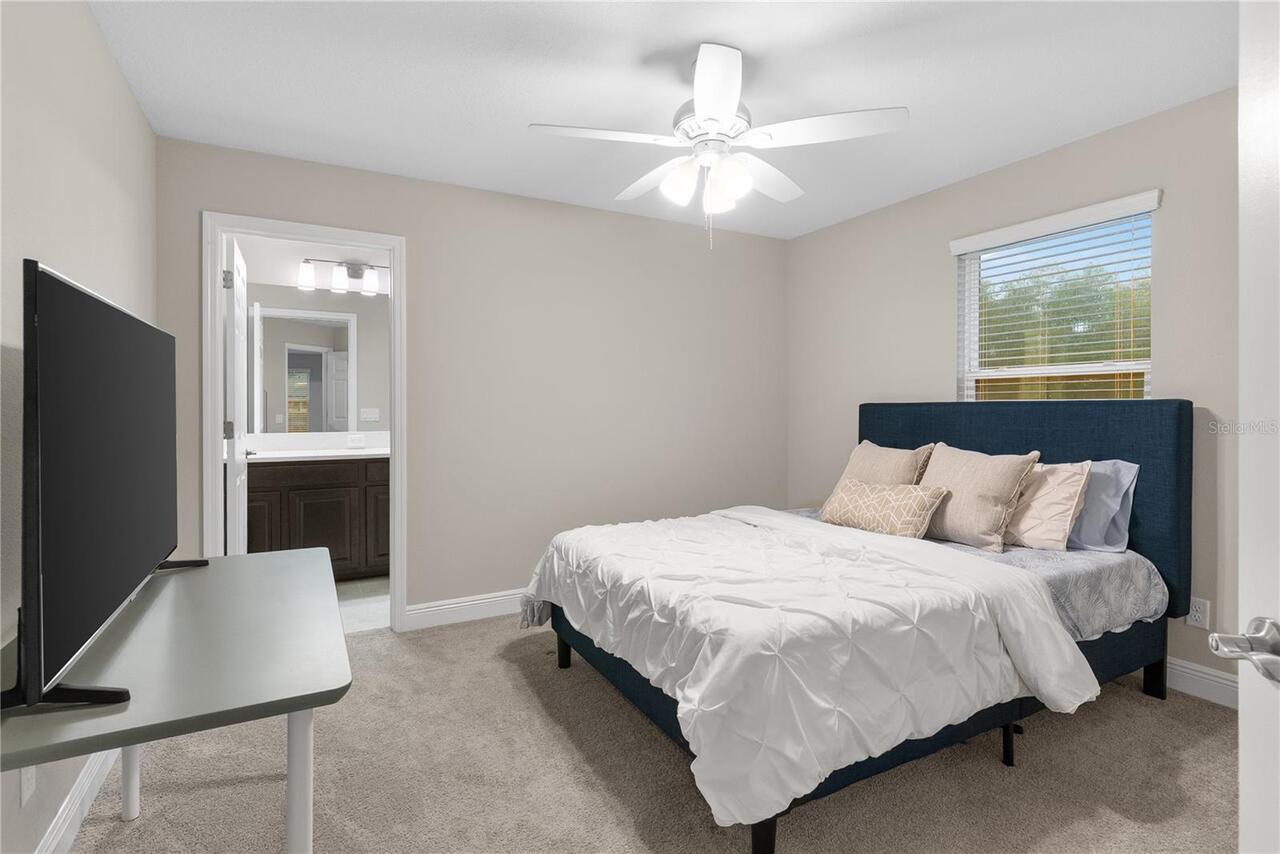 Listing Photo 32