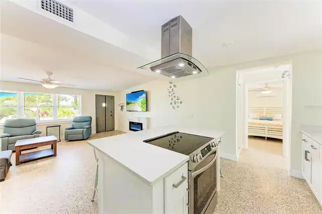 Listing Photo 13