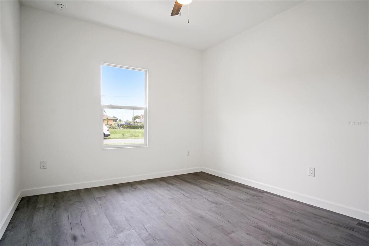 Listing Photo 23