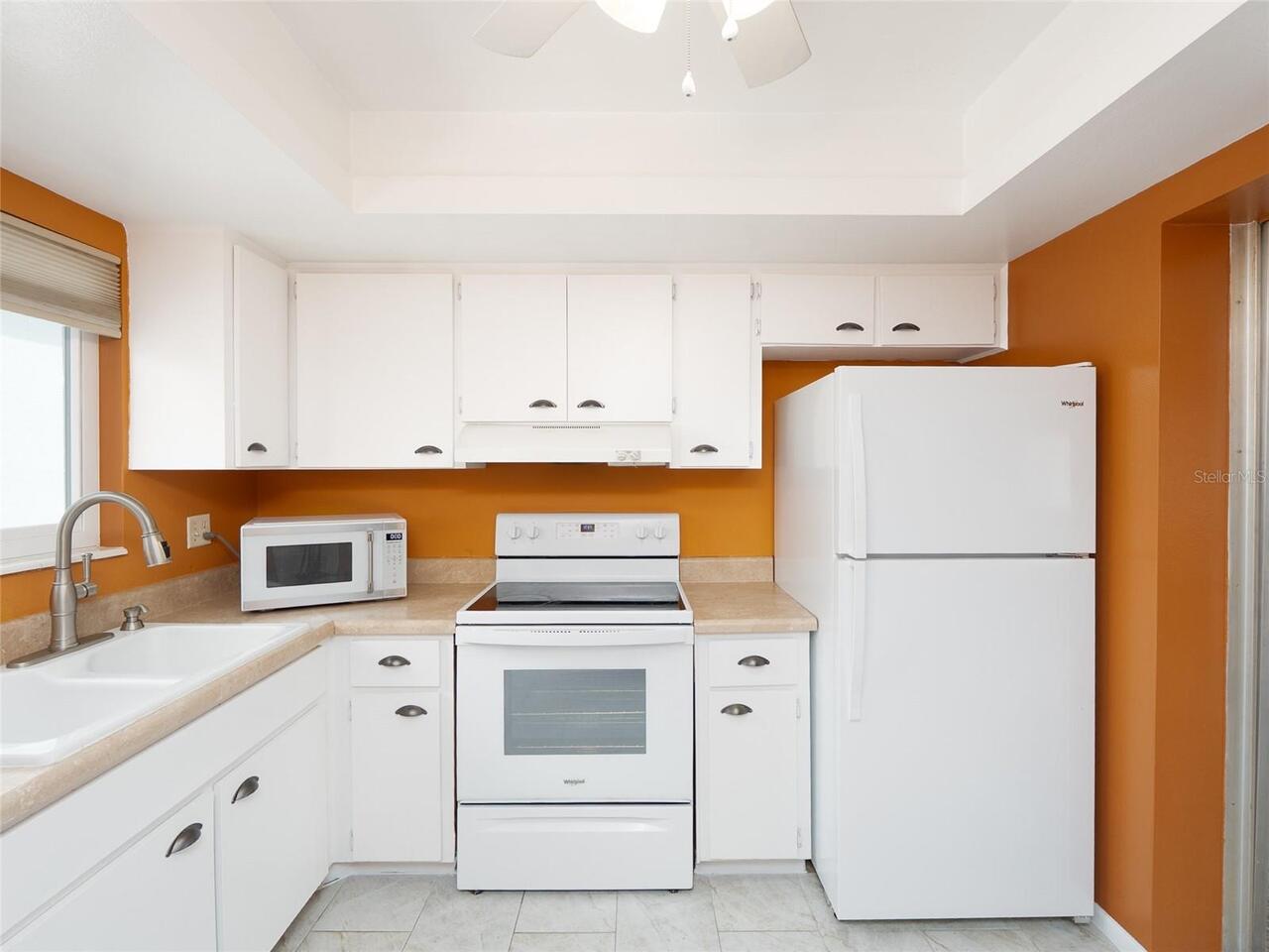 Listing Photo 10