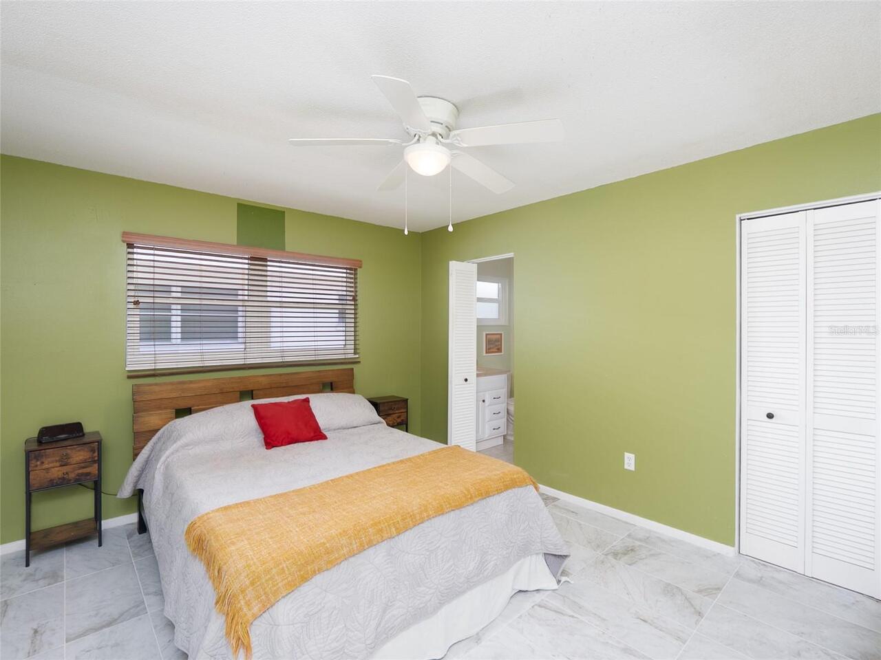 Listing Photo 14