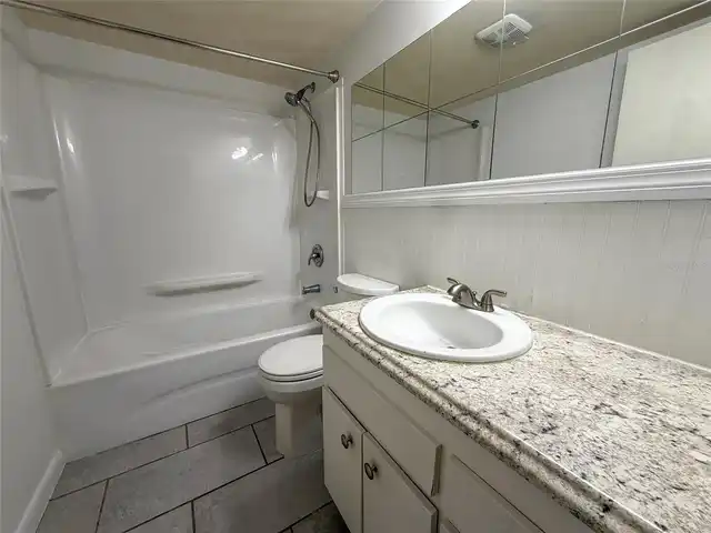 Listing Photo 25