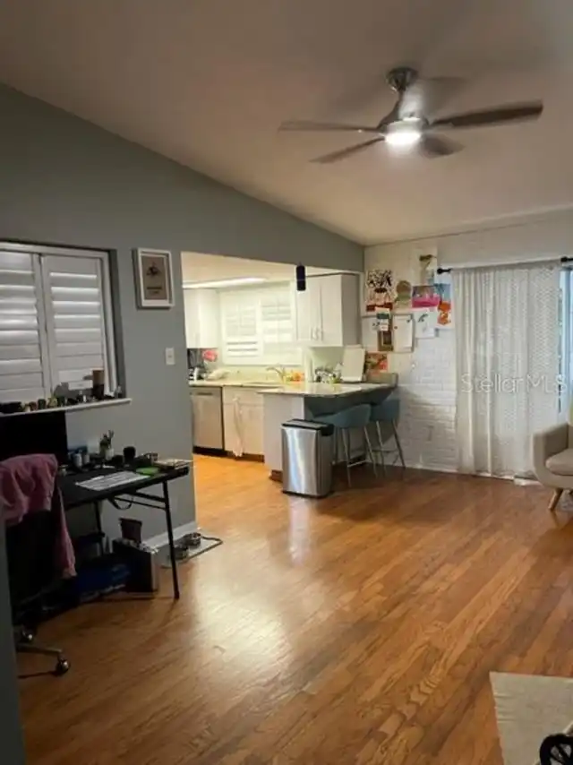 Listing Photo 16