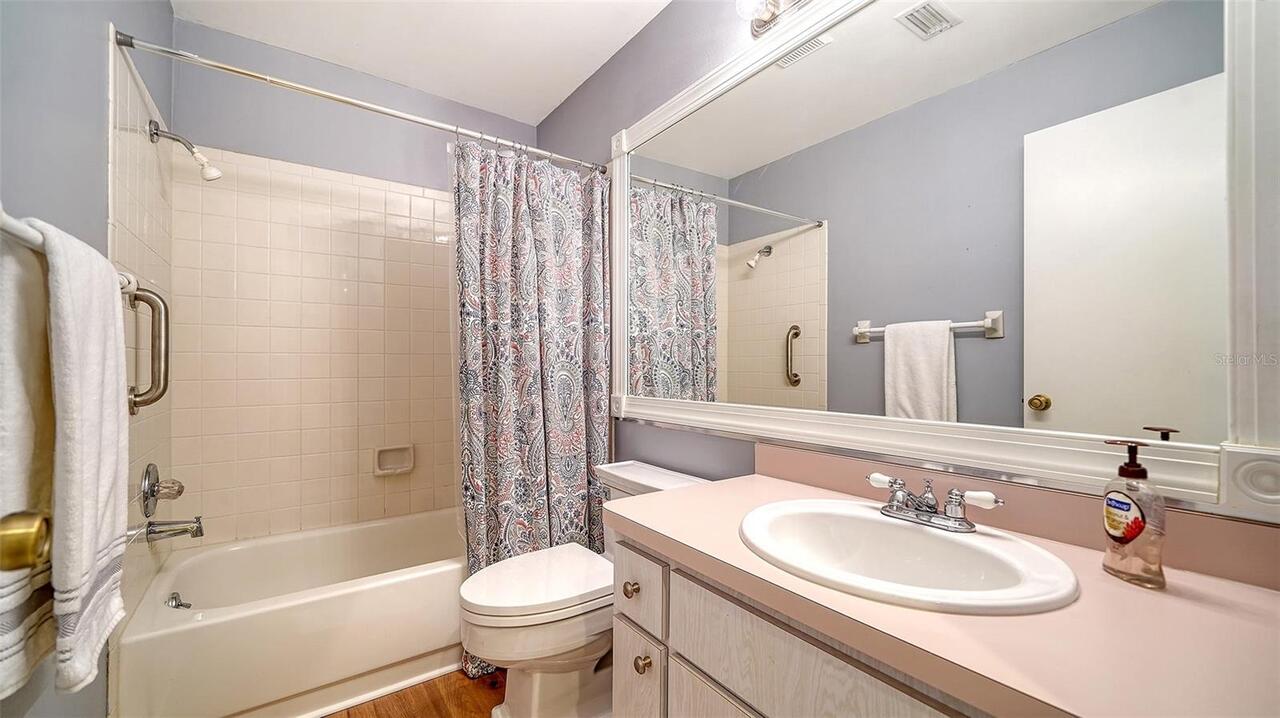 Listing Photo 23