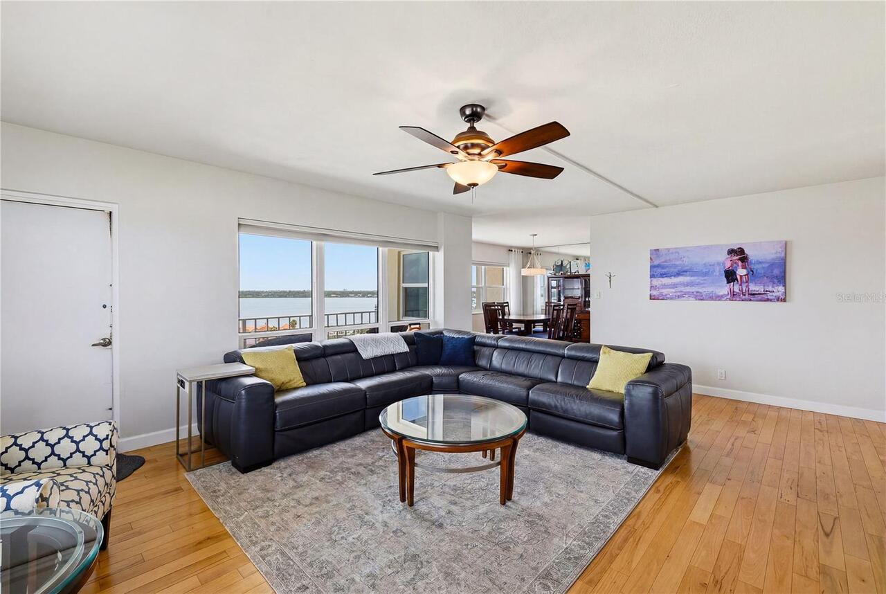Listing Photo 11