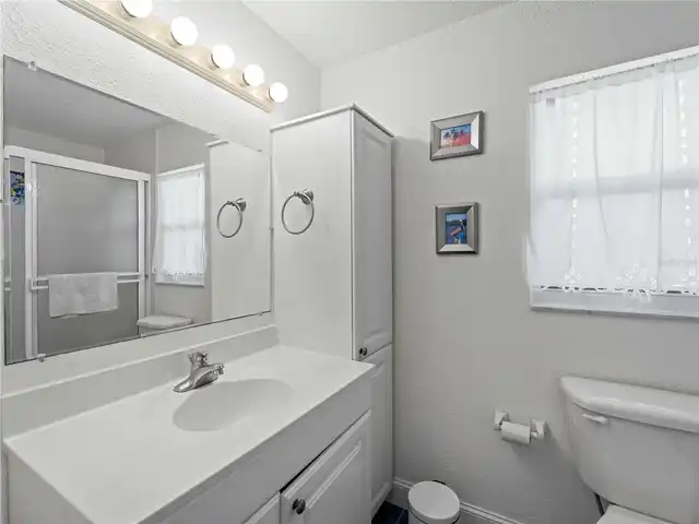 Listing Photo 20