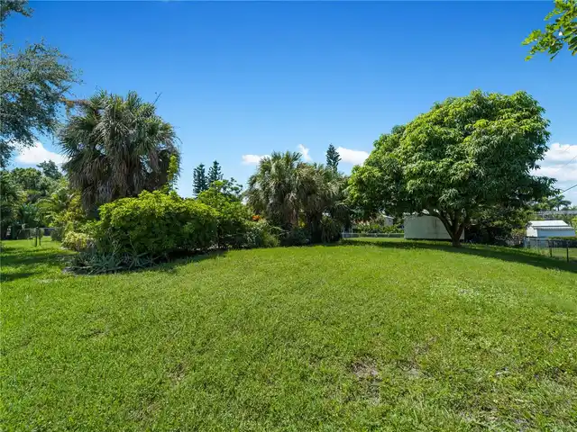 Listing Photo 38
