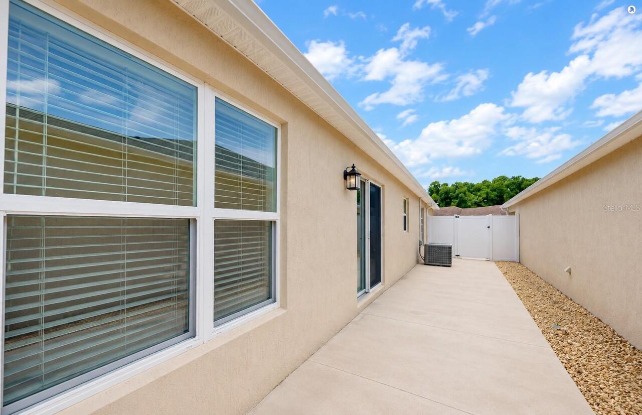 Listing Photo 16