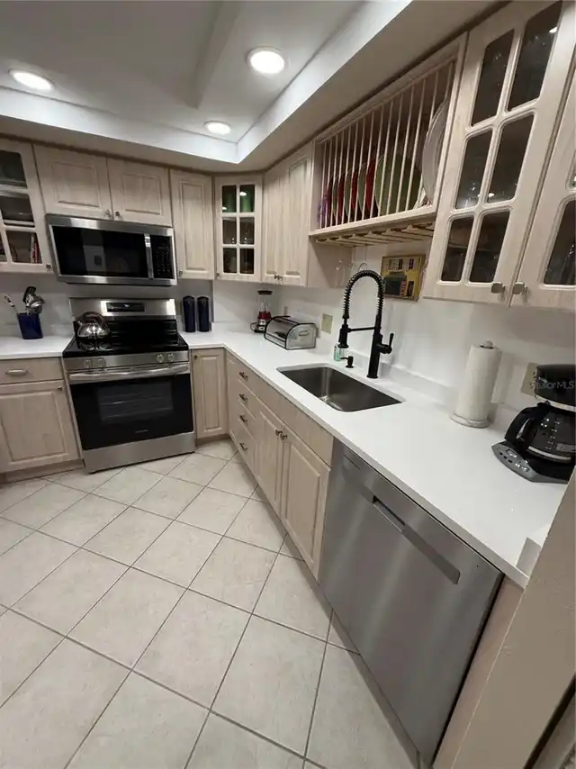 Listing Photo 7