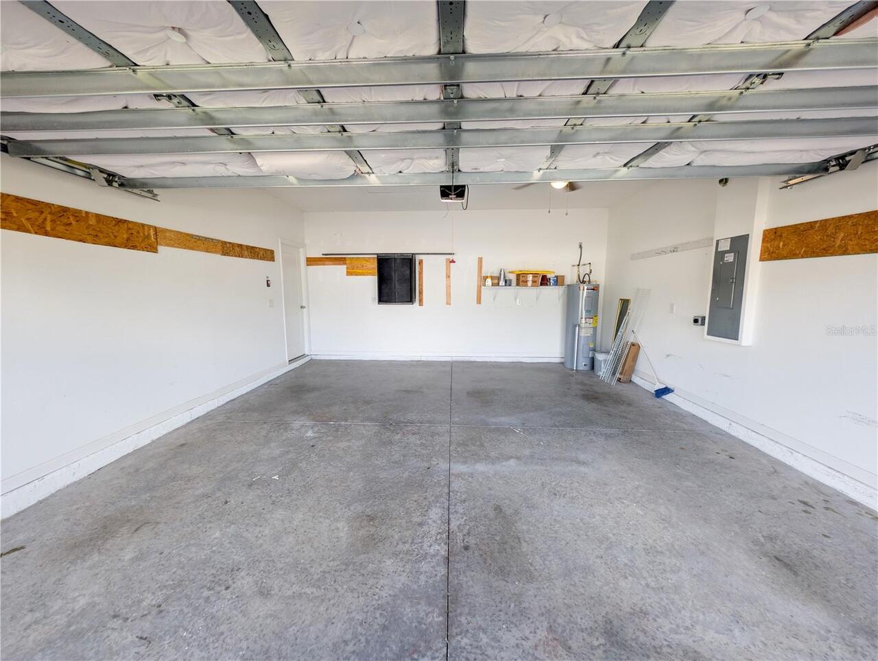 Listing Photo 9