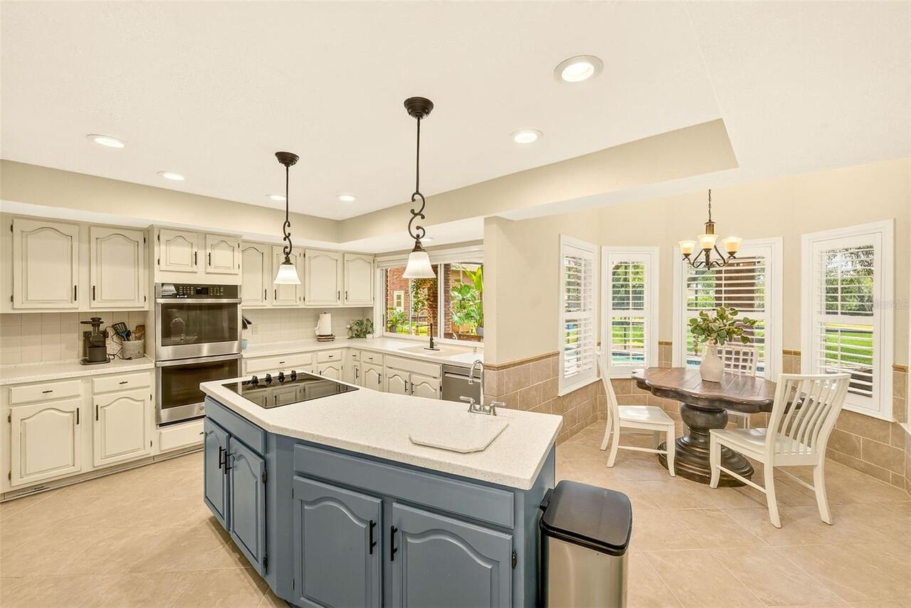 Listing Photo 12