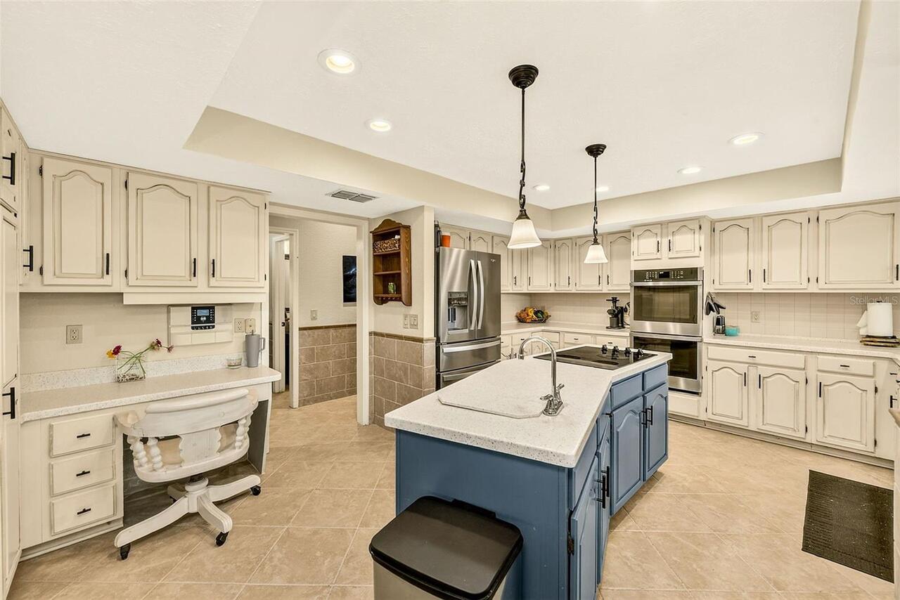Listing Photo 14