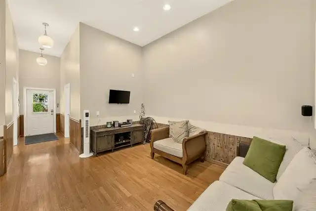 Listing Photo 54