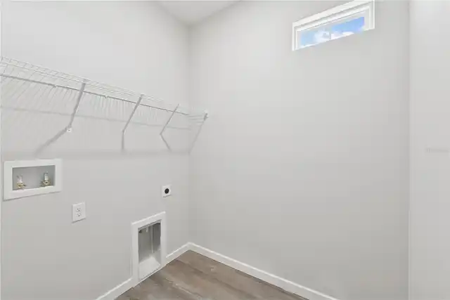 Listing Photo 16