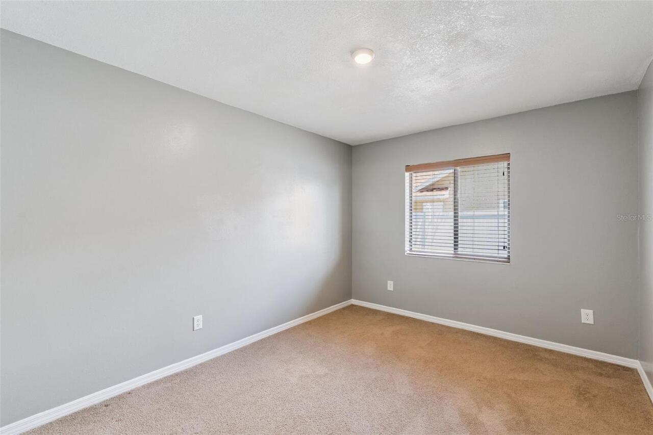 Listing Photo 14