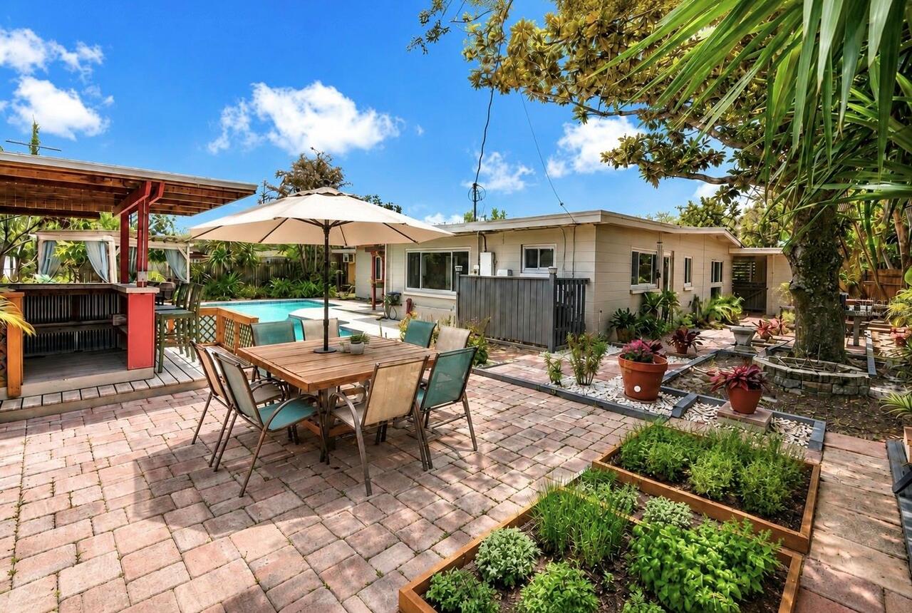 Listing Photo 32