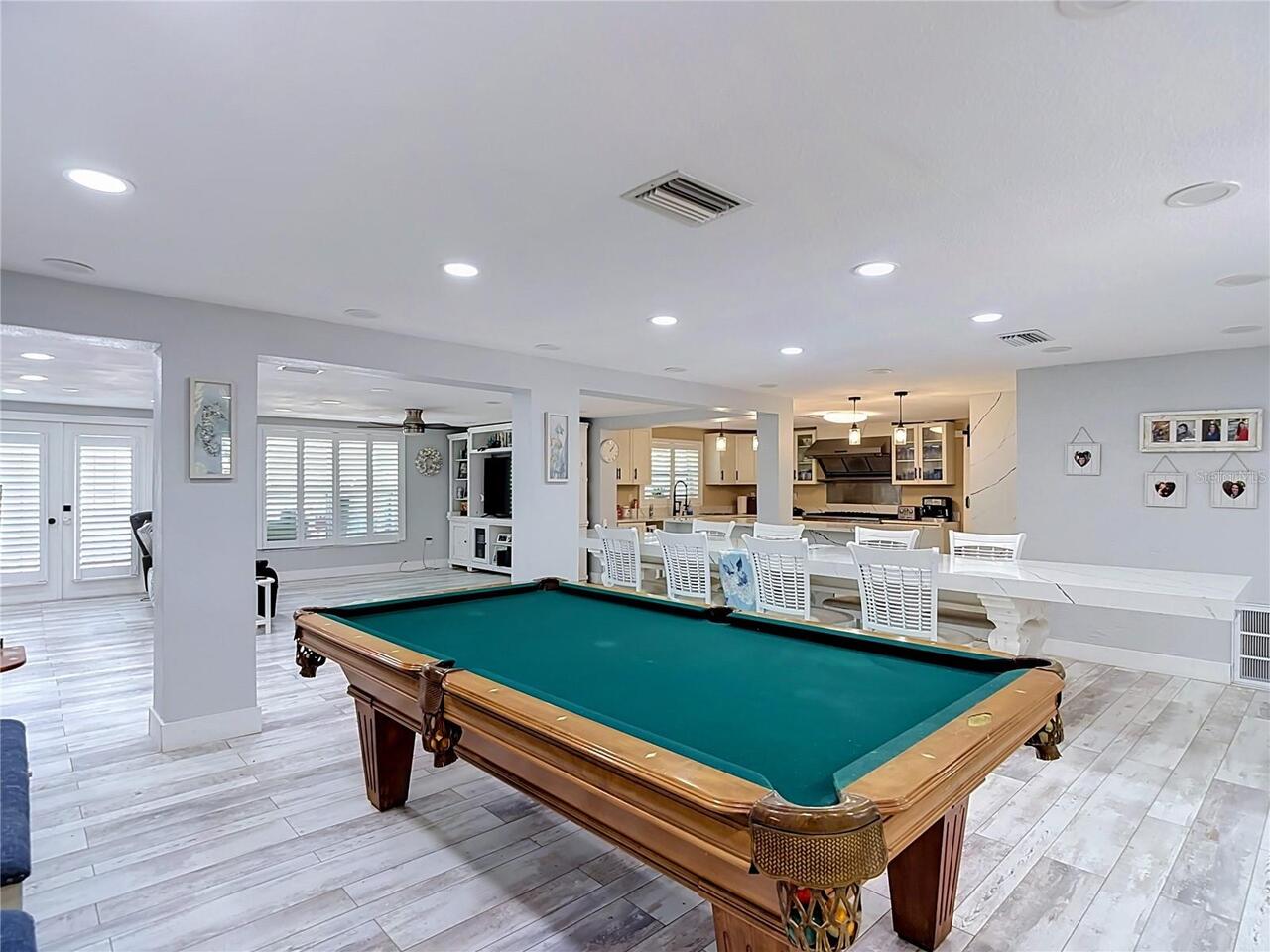 Listing Photo 8