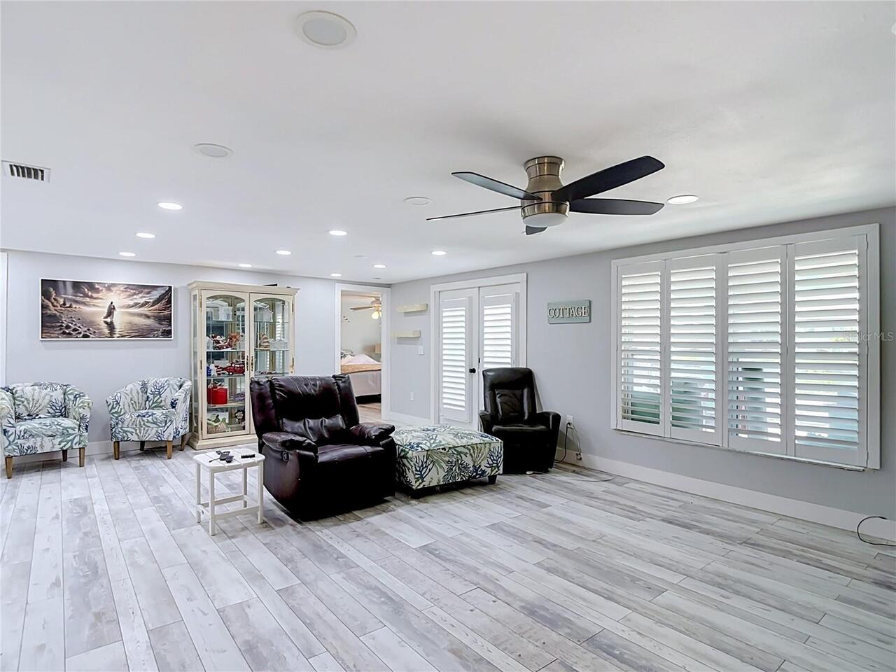 Listing Photo 25